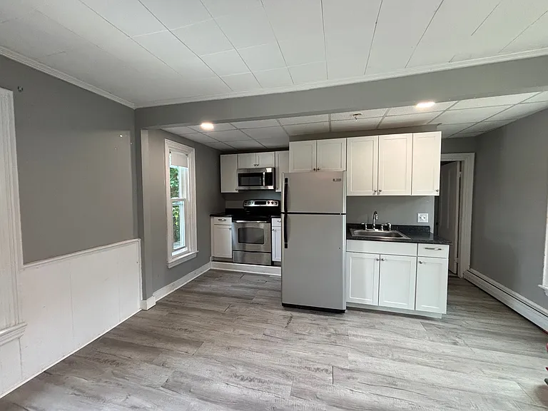 10 Highland Ave #3 — Photo 2