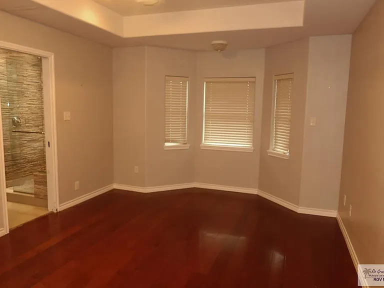 4500 Carmen Ave — Photo 9