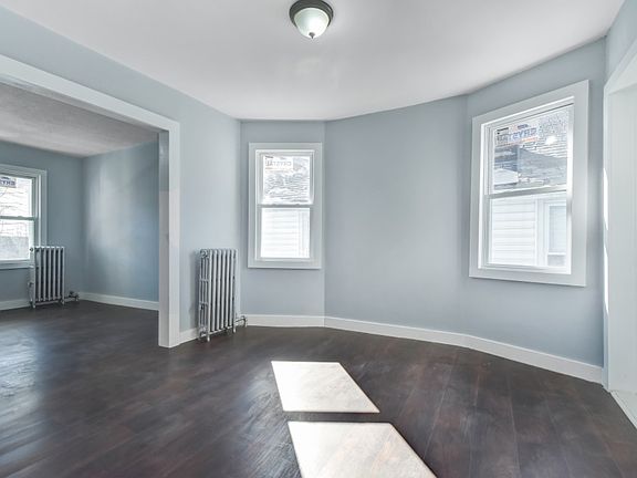 3rd image of 93 Watchung Ave