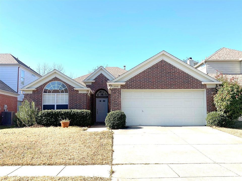 1st image of 2208 Arbor Chase Cir
