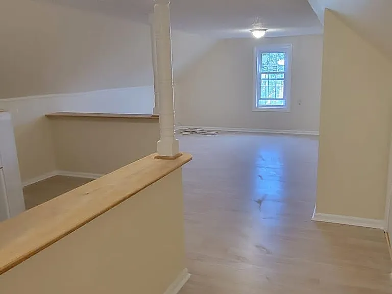33 Paisley St #3 — Photo 14