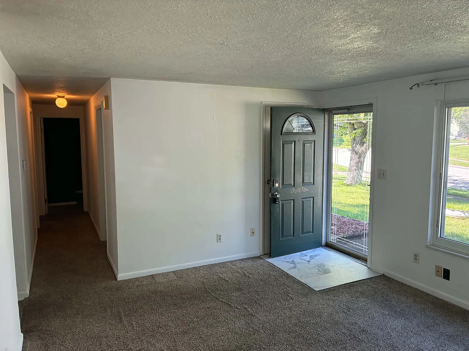 3 bed, 1170 sqft, $1,450 — Photo 4
