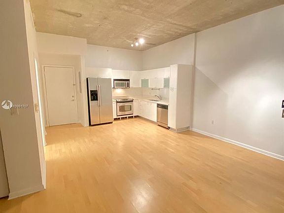 5th image of 133 NE 2nd Ave APT 3217