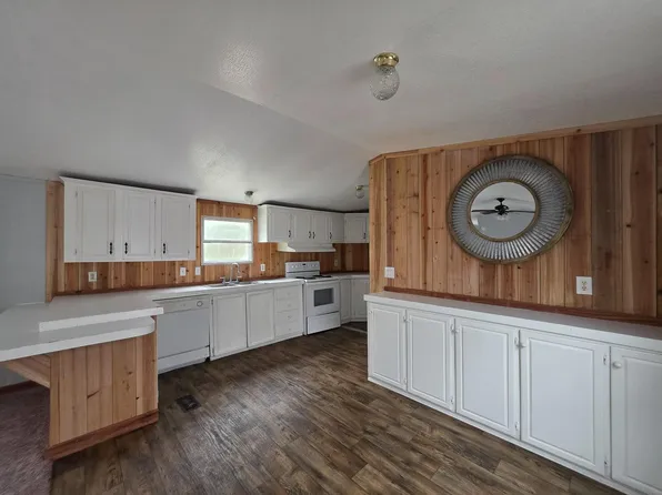 309-331 Holmes Rd #334, Onalaska, TX 77360