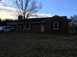 398 Jamestown Rd, Rocky Mount, VA 24151