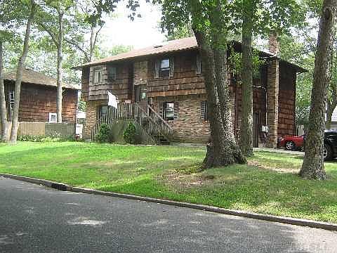 1st image of 46 Laurelton Ave #1A