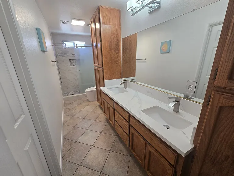 136 W Cielo Ave — Photo 10