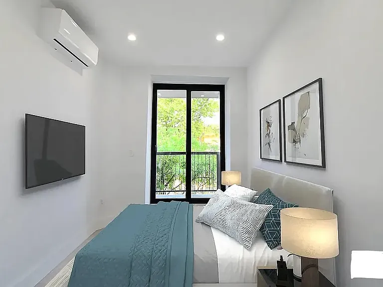 1483 Jefferson Ave #6 — Photo 6