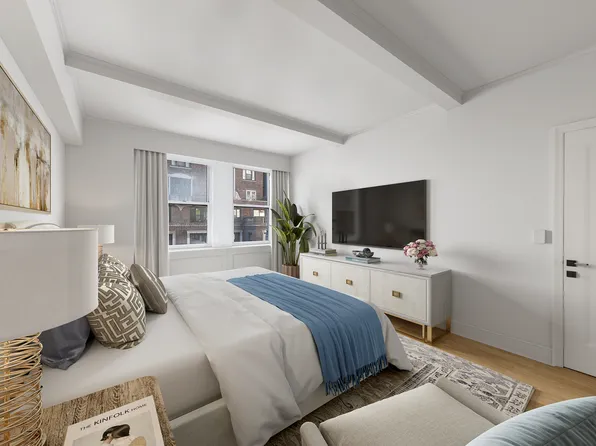 111 East 56th Street image 3 of 8