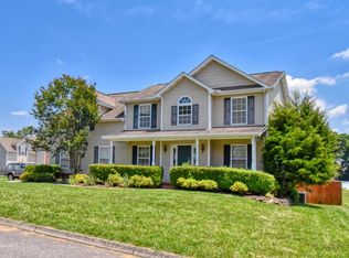 7655 Star Gazing Ln, Knoxville, TN 37938