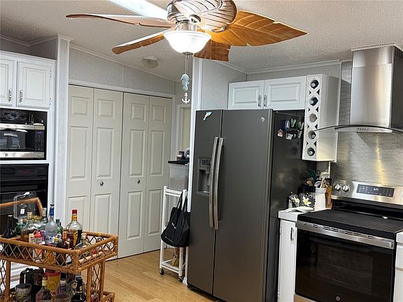 4th image of 35303 SW 180th Ave #351 & 352