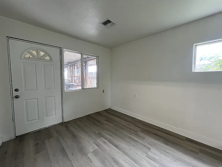 Bonus room/Den