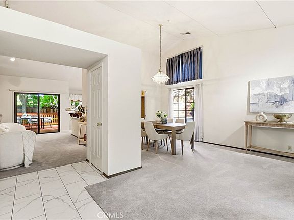 5th image of 581 Jeannie Way