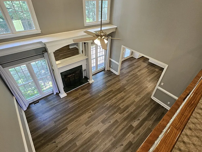 214 N Marion Dr — Photo 20