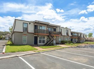 9550 Long Point Rd APT 162, Houston, TX 77055