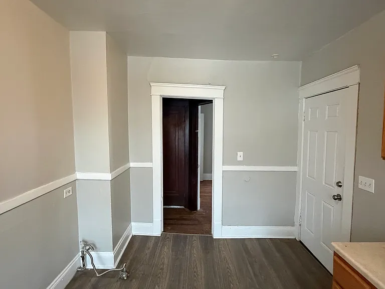 2973 E 130th St #4 — Photo 6
