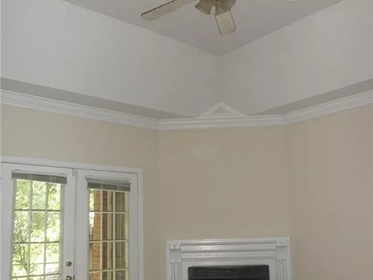 3374-3378 Audubon Rd — Photo 3