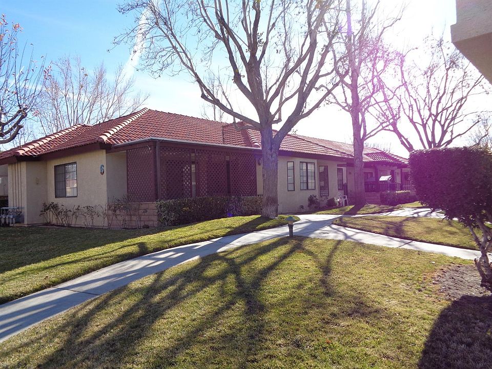 1st image of 19221 Elm Dr