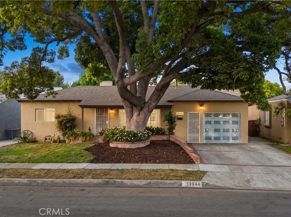 13944 Brightwell Ave, Paramount, CA 90723