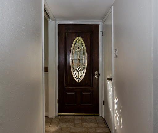3rd image of 13030 Trail Hollow Dr