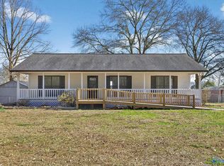 285 Bearden Rd, Albertville, AL 35950