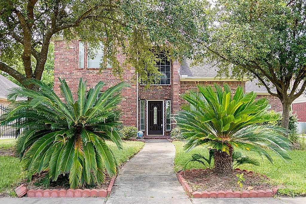 4 bed, 3.5 bath, 3202 sqft, $3,150 — Photo 2