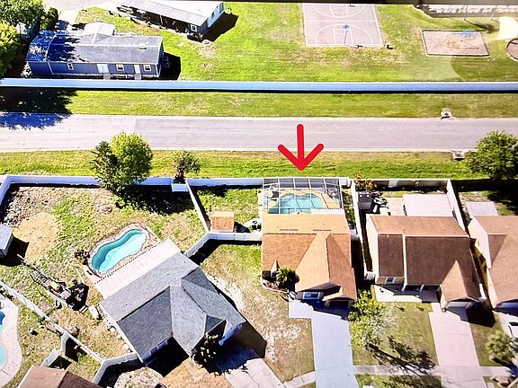 2nd image of 9026 Dixiana Villa Cir