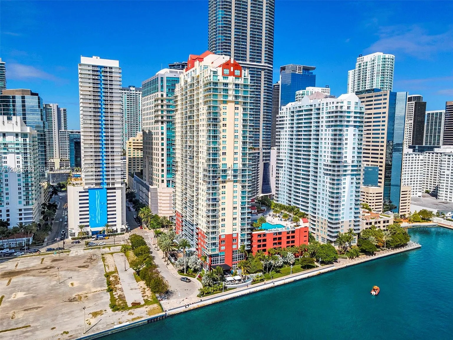 The Mark On Brickell Condo — Photo 1