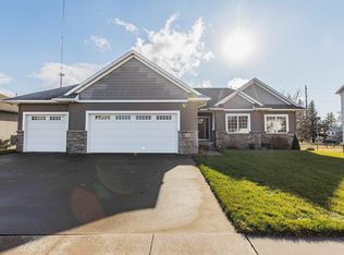 5018 William Dr, Waterloo, IA 50701