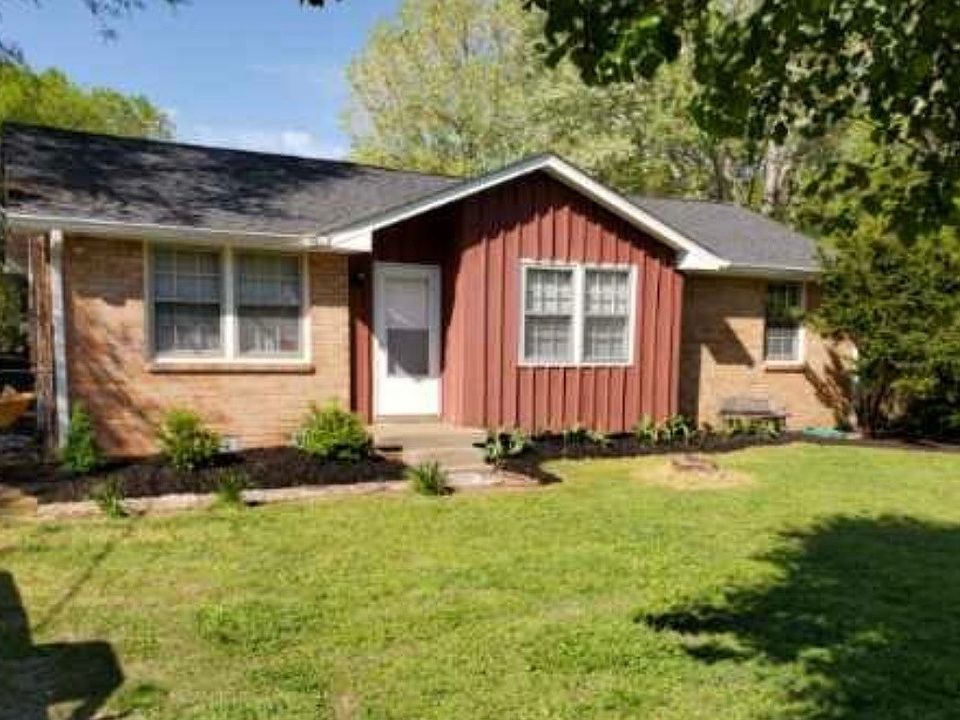 1st image of 104 Noel Ln