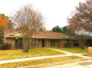 2301 E Windsor Dr, Denton, TX 76209