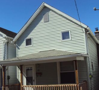 181 Almond Ln, Wilkes Barre, PA, 18702
