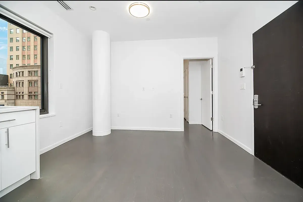 Building Photo - 830 8th Ave #10B