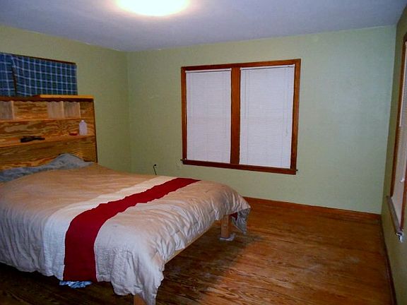 5th image of 1322 N Hamilton St