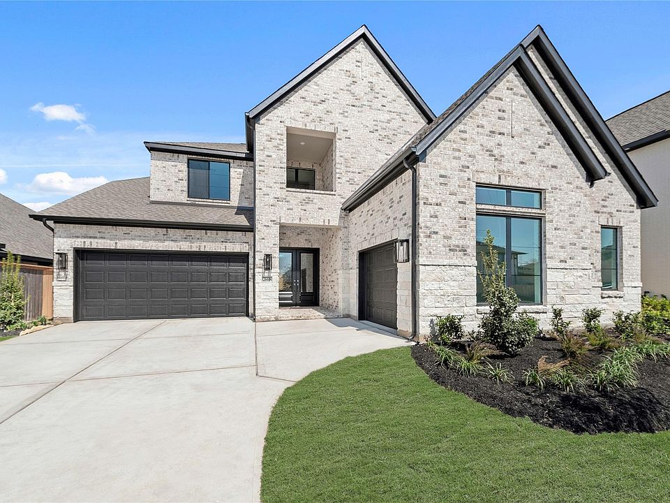 1st image of 26614 Astrid Heights Rd