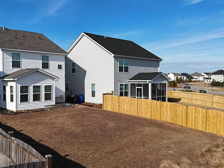 1003 Ashcroft Cir — Photo 30