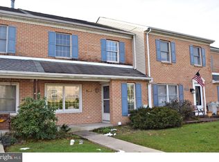 3427 Foxfield Cir, Perkiomenville, PA 18074