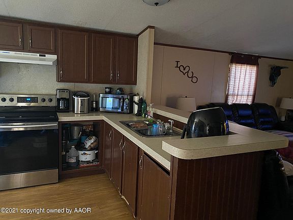4th image of 6850 Joy Ave