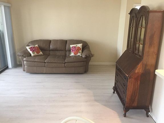 3rd image of 15 Santiago Ct #15