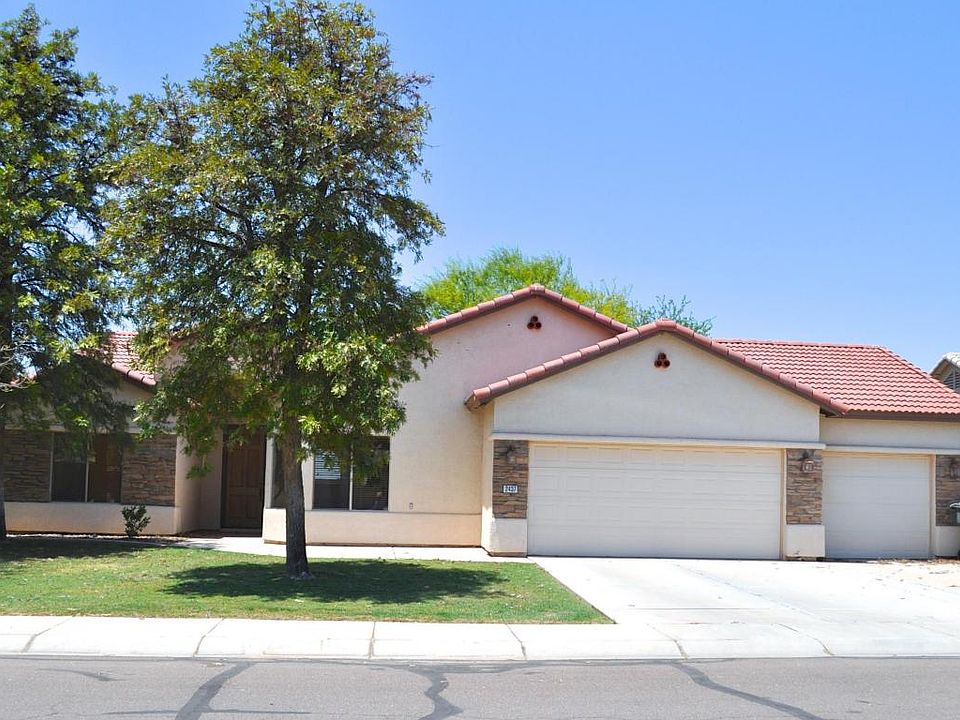 1st image of 2437 N Sandstone Pl