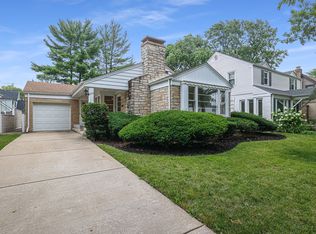 1519 Brophy Ave, Park Ridge, IL 60068