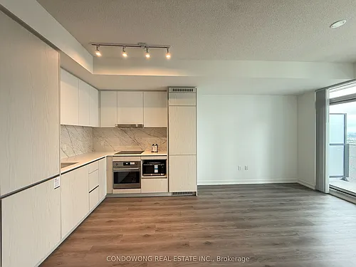 28 Interchange Way #2603 Photo 1