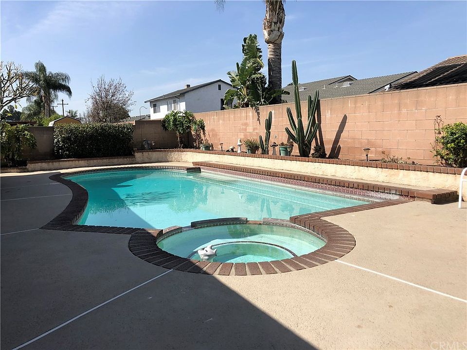 1st image of 12358 Acacia Ave