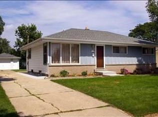 N88W15164 Cleveland Ave, Menomonee Falls, WI 53051