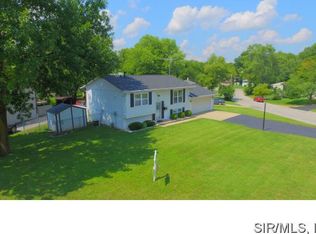 110 Willow Dr, O Fallon, IL 62269