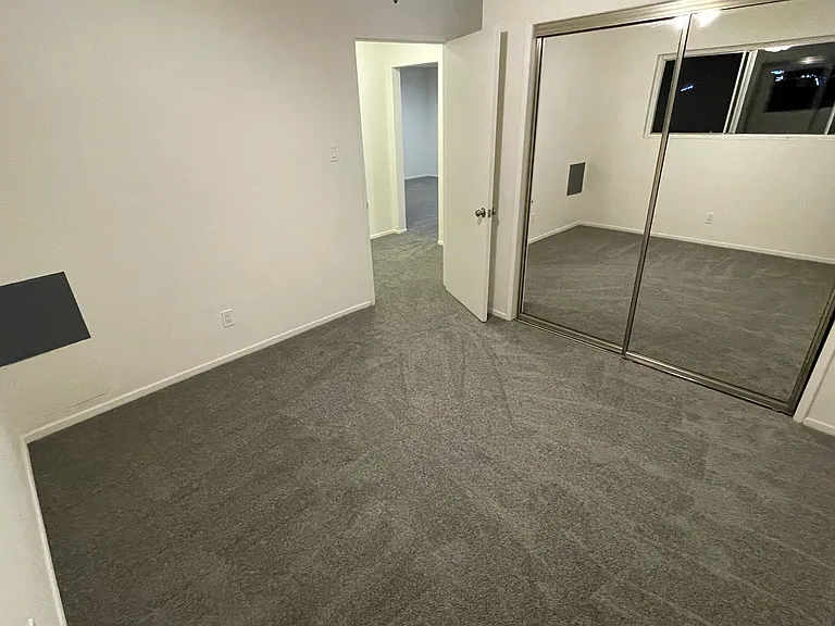 Kahlua Apartments — Photo 20