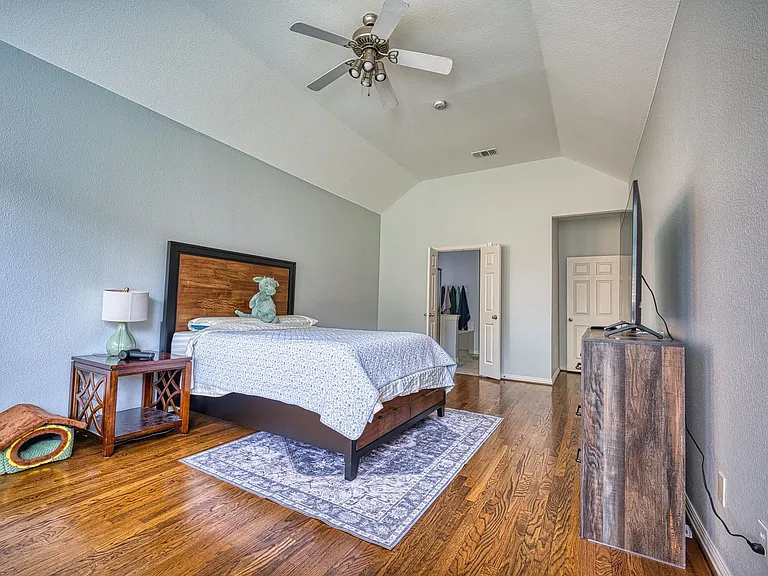 5513 Amber Way — Photo 44