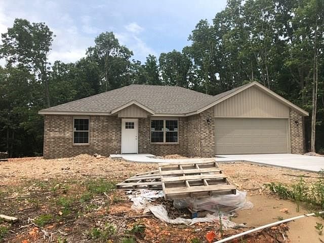 1st image of 75 London Dr