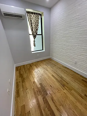 Rented by Compass | media 11