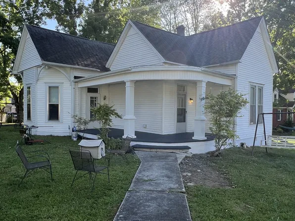 400 Murrell St, Dickson, TN 37055